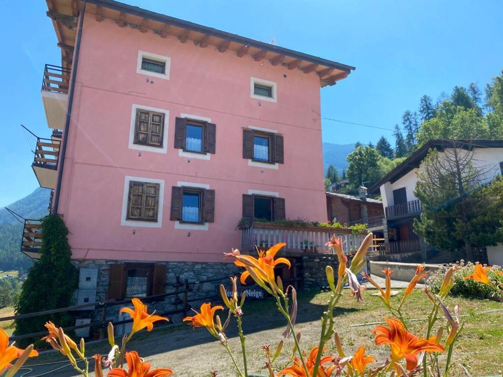 Fleurs De Neige Apartment Pila  Exterior photo